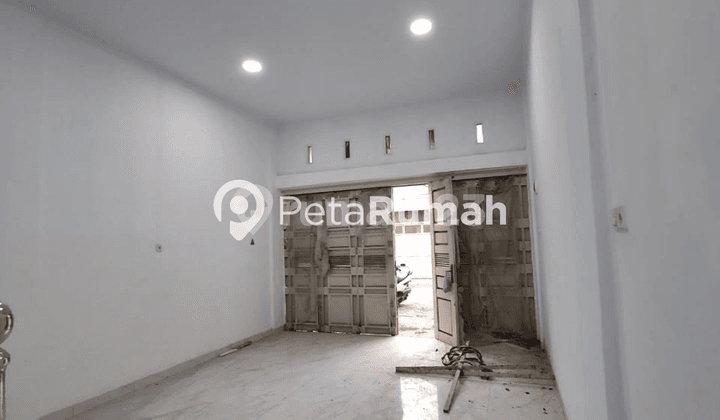 Dijual Ruko Jalan Pukat Banting V - Daerah Mandala