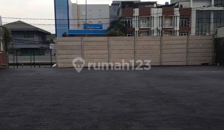 Tanah Super Strategis Hadap Jalan Raya Luas 856M² di Arjuna Selatan & Jalan Tol Kebon Jeruk - Jakarta Barat