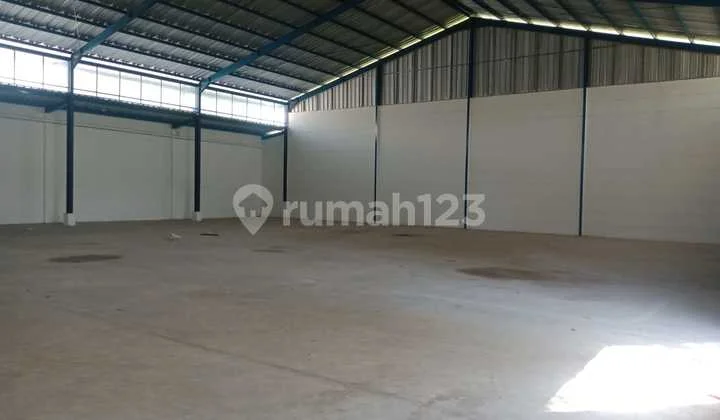 Selling Good Strategic Warehouse in Sayap Kopo Katapang Bandung