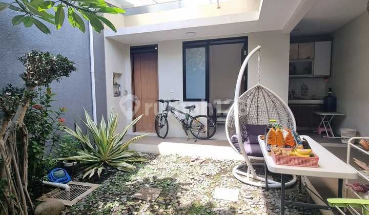 For Sale Modern Furnished 2-Story House in Hook, Kota Baru Parahyangan, Bandung