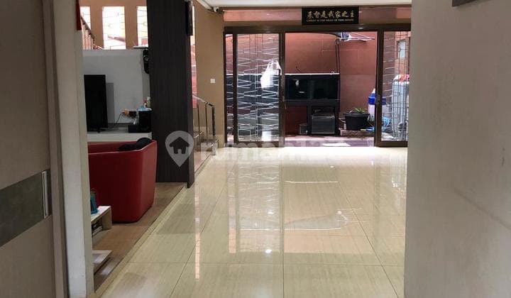 Rumah Mewah 2 Lantai Furnish di Komplek Nusa Hijau Cimahi Kota