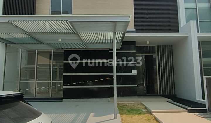 Rumah Pik Golf Island Mozart 12x25 Unfurnished Lift Kondisi Baru