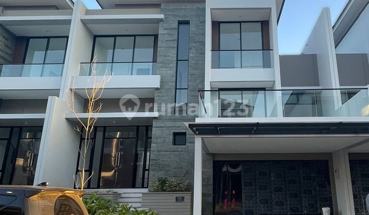 Rumah Pik 2 Permata Hijau Residence 12x20 Kosongan 4 Kamar Tidur Baru