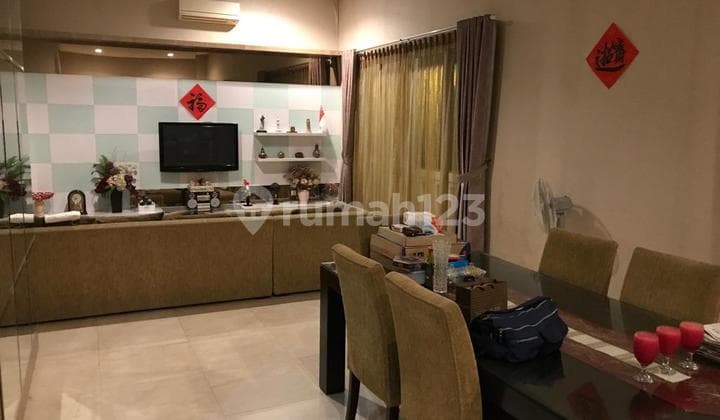 Rumah Mewah PIK Crown Golf 10x33 Full Furnished 4 Kamar Tidur