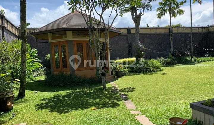 Rumah Besar Tanah Luas Strategis Dekat Ledeng Setiabudi Kota Bandung