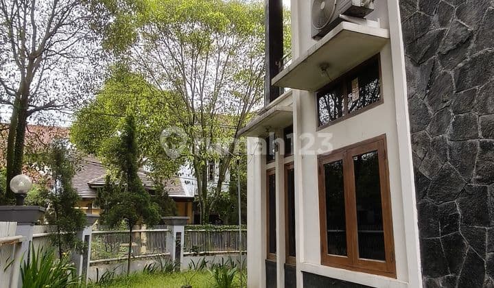 Rumah Lux Murah Dekat Tol Buah Batu di Batununggal Indah Bandung