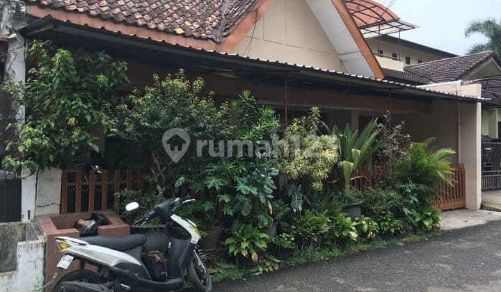 Rumah Lama Siap Huni 1 Lantai Shm Di Sayap Riau Bandung Kota
