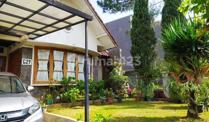 Rumah Bagus Dkt Upi Dikomplek Pondok Hijau Setiabudi Kota Bandung