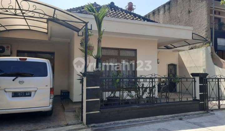 Rumah Bagus Strategis Dekat Tol Di Logam Buah Batu Kota Bandung