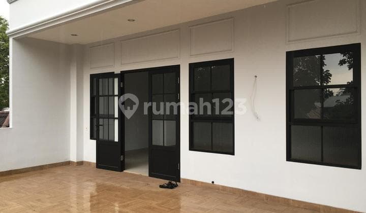 Jual dan Sewa Ruko Bagus Strategis di Mainroad Sayap Riau Bandung