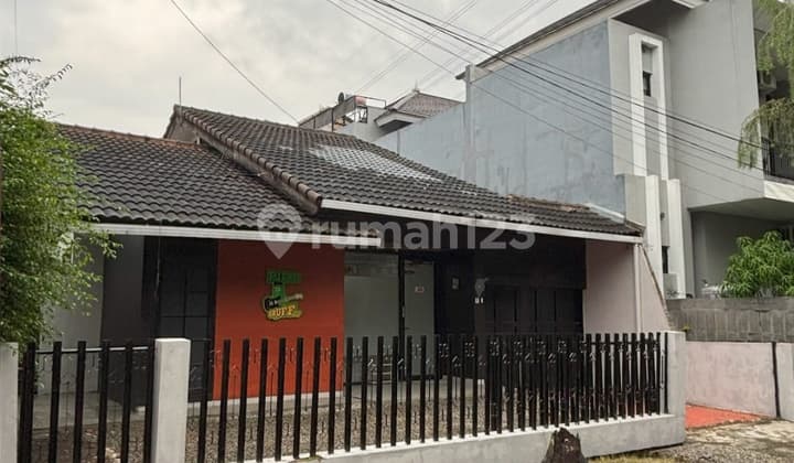 Affordable Ready-to-Occupy House Near Griya in Arcamanik, Bandung City