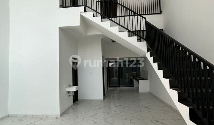 Rumah Baru Siap Huni 2 Lantai di Kembar Bandung