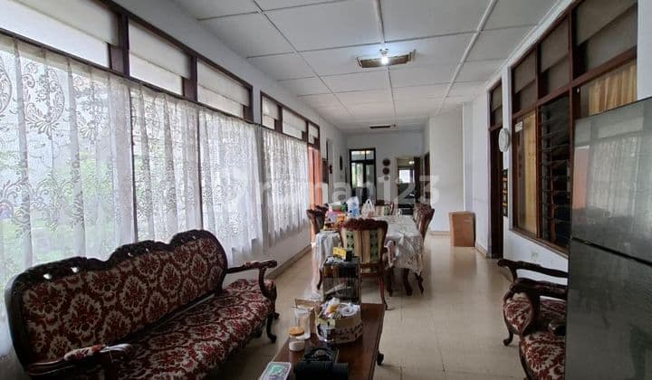 Rumah Belanda Terawat Strategis di Sayap Sunda Bandung