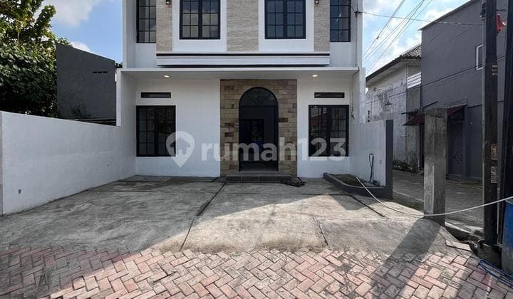 Rumah 2 Lantai Tlogomulyo Pedurungan Wolter Smp 34 Aneka Jaya