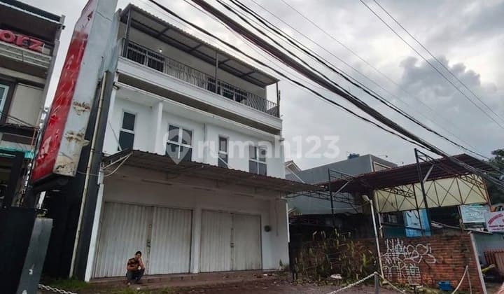 Ruko Gandeng 3 Lantai Disewakan di Bogor Utara