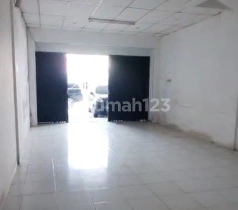 MURAH Ruko 3 Lantai Disewakan di Duta Graha Samping Summarecon Bekasi