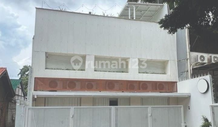 Ruko Gandeng 3 Lantai di Jalan Utama Bekasi Kota
