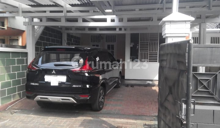 Rumah Cantik, 2 Lantai Pondok Kelapa Siap Huni