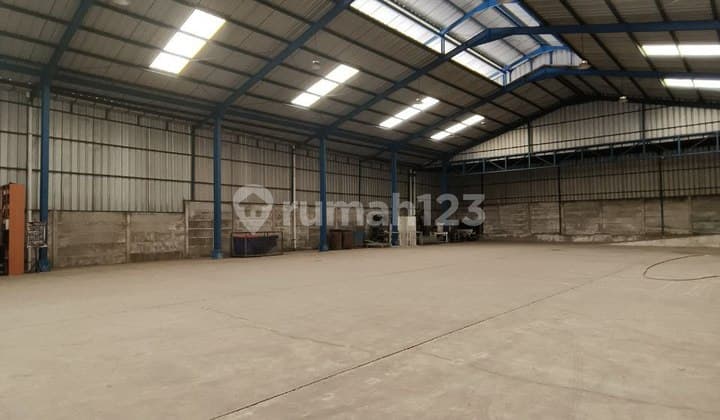 Dijual Gudang 1600 Meter di Bekasi Narogong Akses 40 Feet