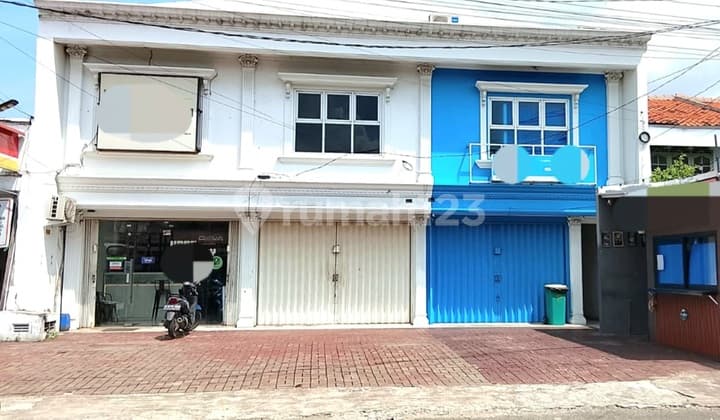 Murah !! Ruko Pinggir Jalan Bekasi Kota 2 Lantai Disewakan