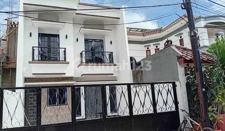 Mewah Siap Huni !! Rumah Duren Sawit Jakarta Timur