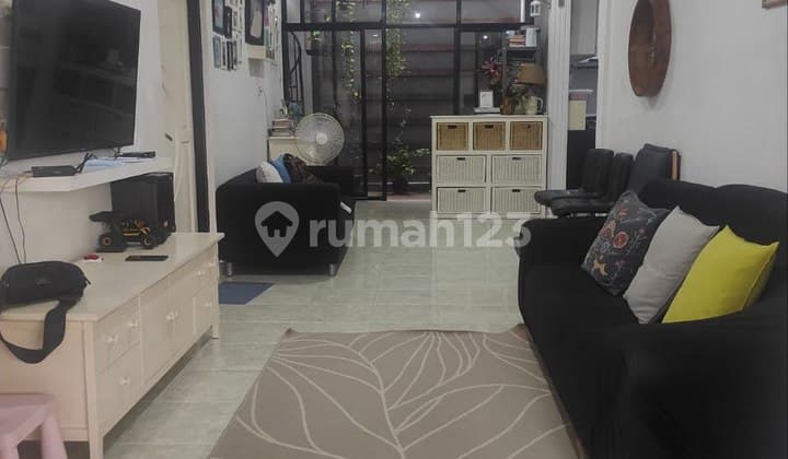 MURAH Luas 135 Akses 2 Mobil Rumah Pondok Kelapa