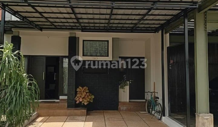 Cantik Semi Furnished Rumah Raffles Hills Cibubur