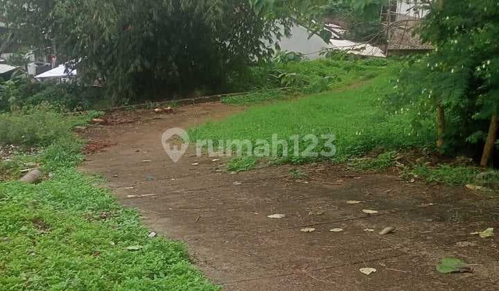 Exclusive Land For Sale in Bandung City, Suitable for Housing or School, Purchase by Plot Available