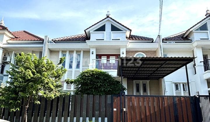 Rumah Mewah Daan Mogot Baru. Siap Huni. Hadap Utara