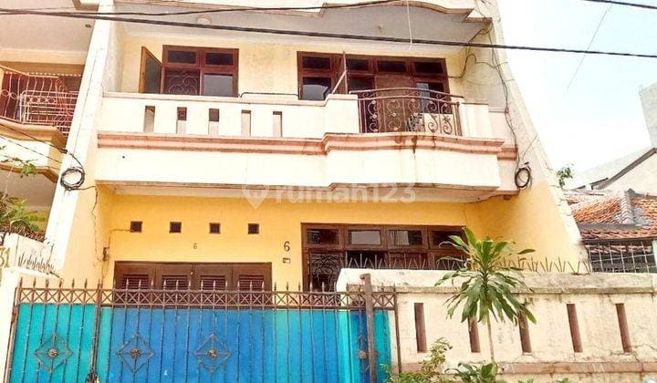 Rumah di Taman Sari Talib 5, 2 Lantai Lokasi Dipusat Kota