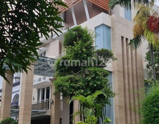 Rumah Keren di Bukit Golf Mediterania - PIK, 4½ Lantai