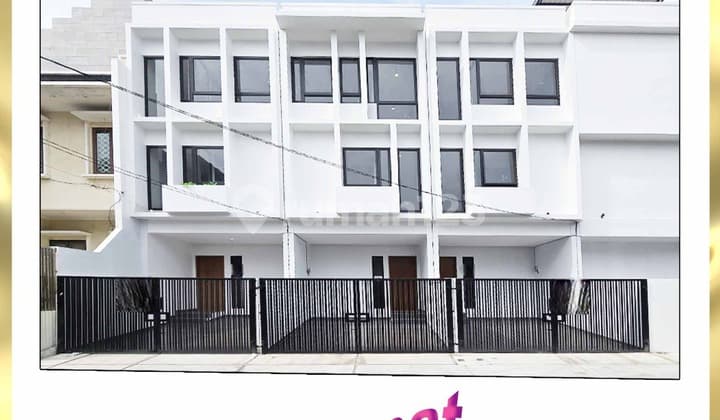 Rumah Di Pluit - Penjaringan. 3½ Lantai. Bangunan Baru. Siap Huni