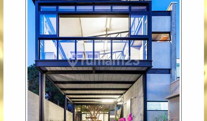 Gudang di Tegal Alur . Bebas Banjir. Siap Huni. Muat Truk Engkel