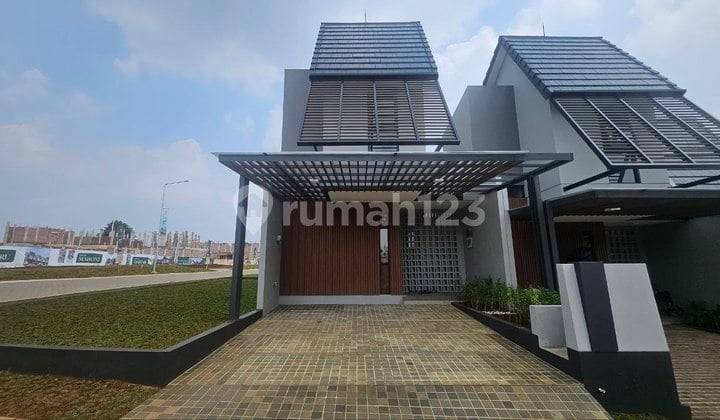 Rumah 2 lantai di serpong tanpa DP dan biaya biaya lokasi strategis