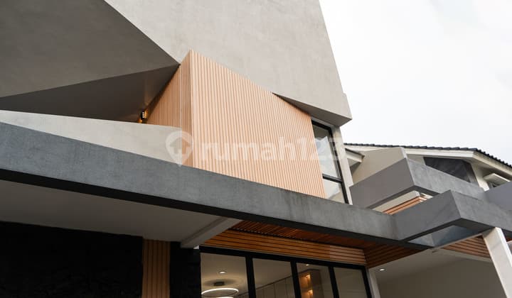 Rumah dijual siap huni di Mertilang Bintaro Sektor 9 semi furnished