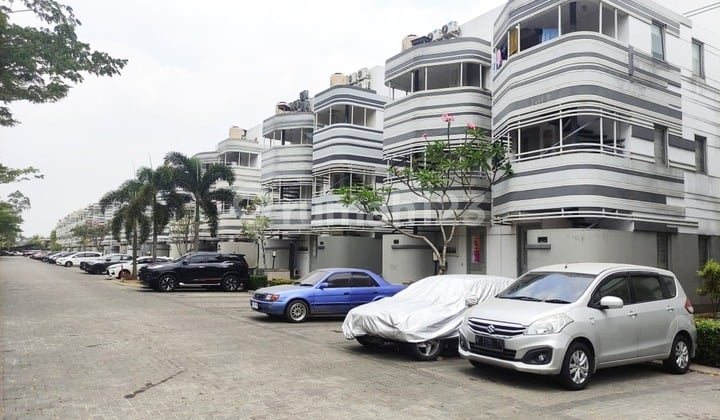 House for Rent in Anarta Vanya Park BSD Fully Furnished