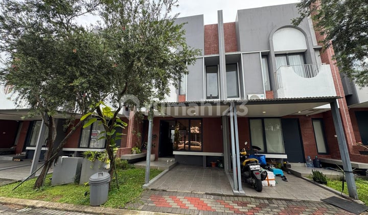 Dijual Rumah Freja Suite BSD City Sudah Renovasi, Full Furnished