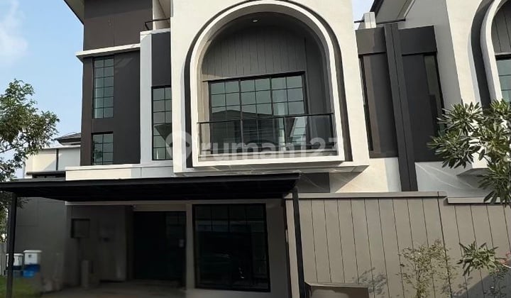 Rumah Hook Mewah WELTON HIERA BSD 3 Lantai Rumah Hook Mewah WELTON HIERA BSD 3 Lantai