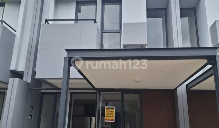Disewakan Rumah Tabebuya Invensihaus di BSD City Furnish Siap Huni