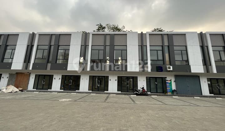 Disewakan Ruko Golden Madrid X BSD City 2 Lantai
