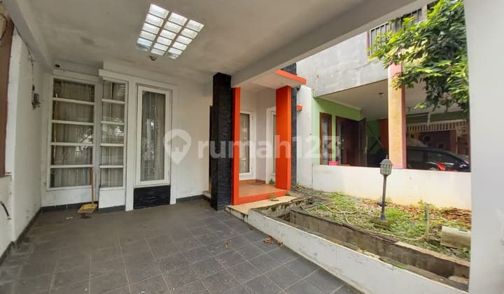 Rumah 1 Man di Emerald Serpong Park Tangerang Selatan
