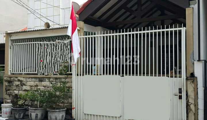 For Rent Good Cheap House Babatan Pratama Wiyung
