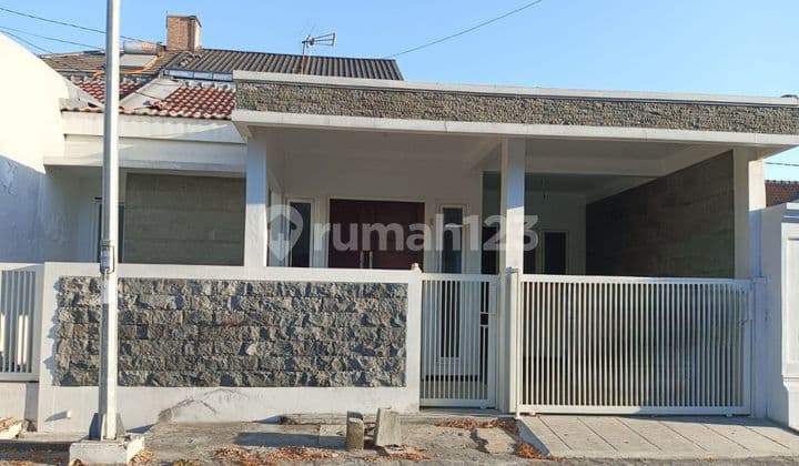 Dijual Rumah Baru Gress di Taman Pondok Indah Wiyung