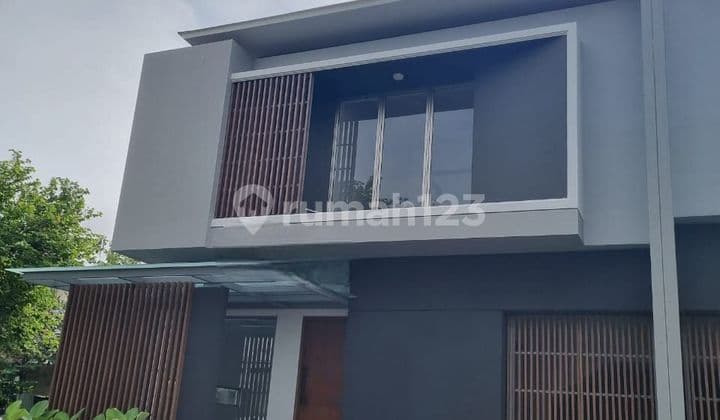 Rumah Murah Baru Minimalis Modern Royal Residence