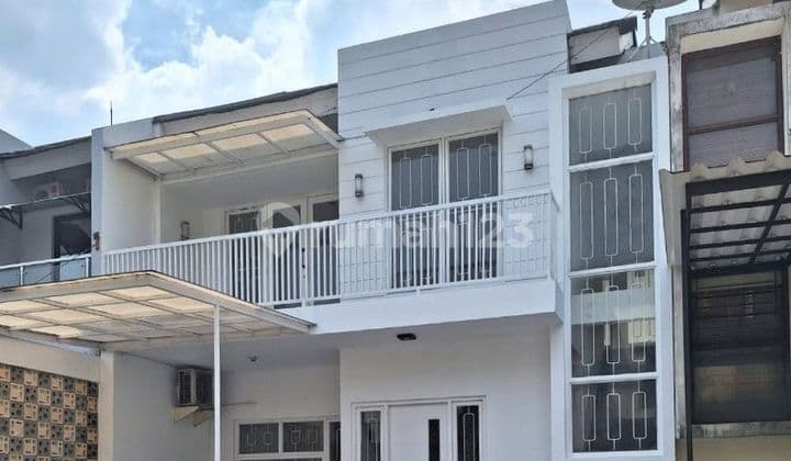 Dijual Rumah Bagus Siap Huni di cluster sektor 9