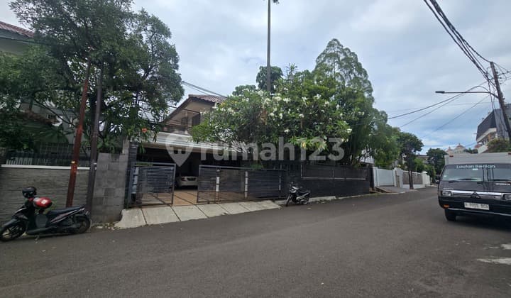 Rumah For Sale Lokasi Premium Terusan Hang Lekir One Gate System (Ff)