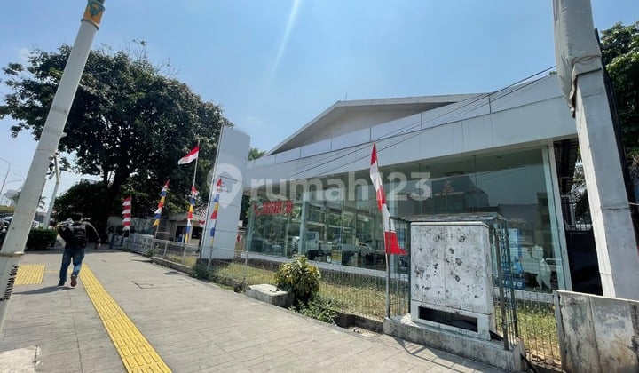 Eksklusif Showroom Bengkel Ex Merek Ternama Eropa Harga Negotiable