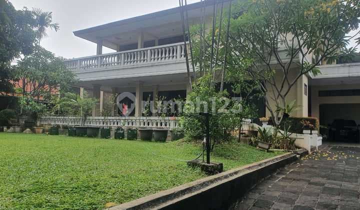 FOR SALE FAST - Classic Home, Large Land Prime Location Haji Nawi Raya Negotiable Price (SD/MM)