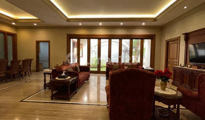 For Sale Classic Luxury House in Menteng, Central Jakarta Price Negotiable Nb