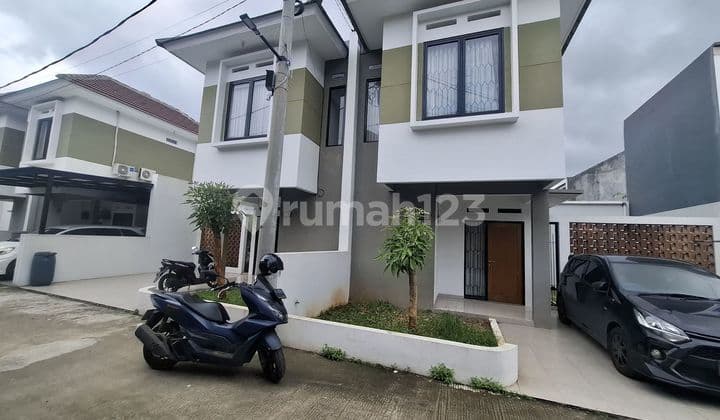 Rumah 2 Lantai Bebas Banjir